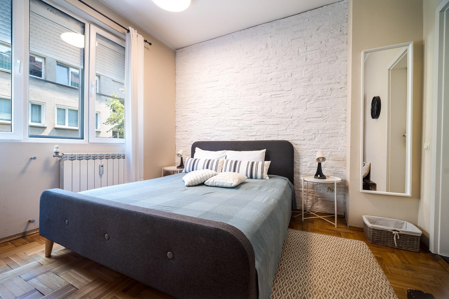 Cozy 1 Bdrm, Top Center, Solunska Near Vitoshka Street Szófia Kültér fotó
